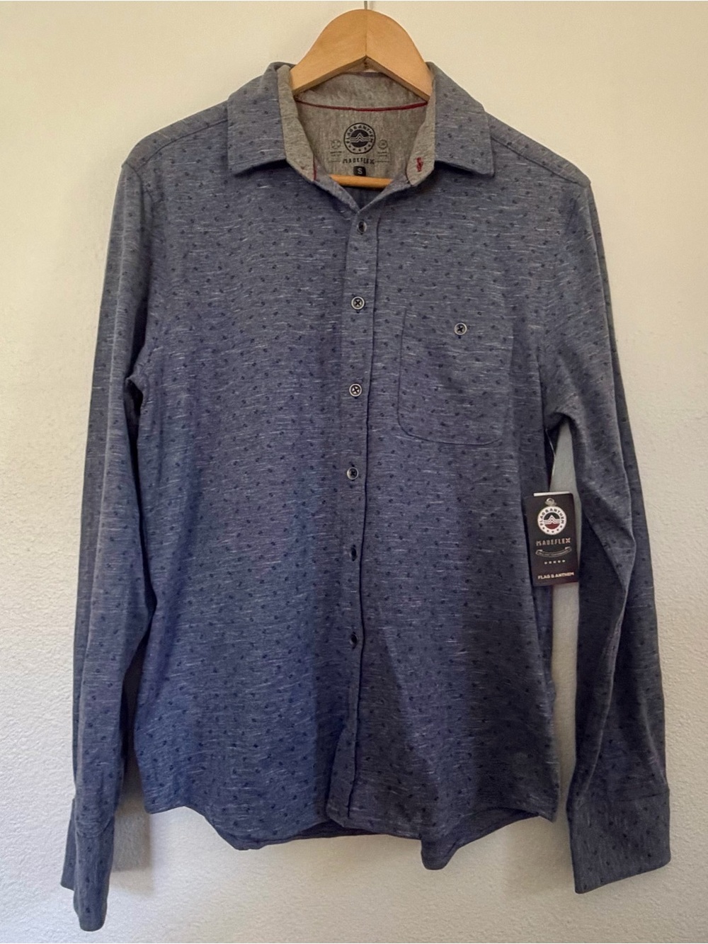 Men's Long-Sleeve Button-Up Shirt in Heather Blue